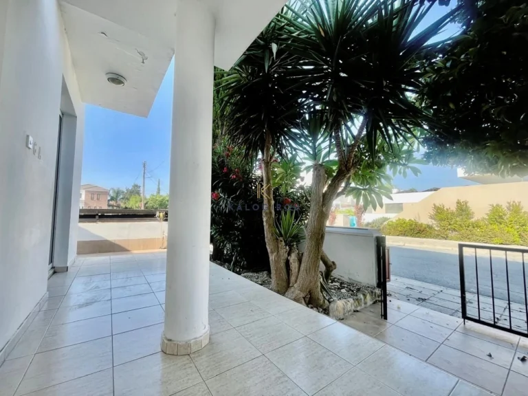 4 Bedroom House for Sale in Livadia Larnakas, Larnaca District