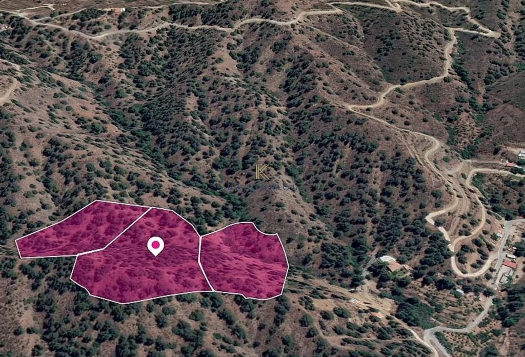 18,062m² Plot for Sale in Kakopetria, Nicosia District