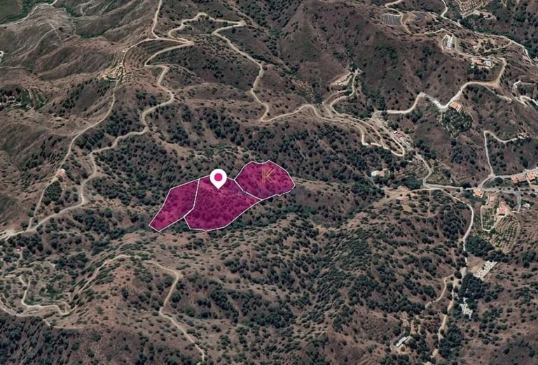 18,062m² Plot for Sale in Kakopetria, Nicosia District