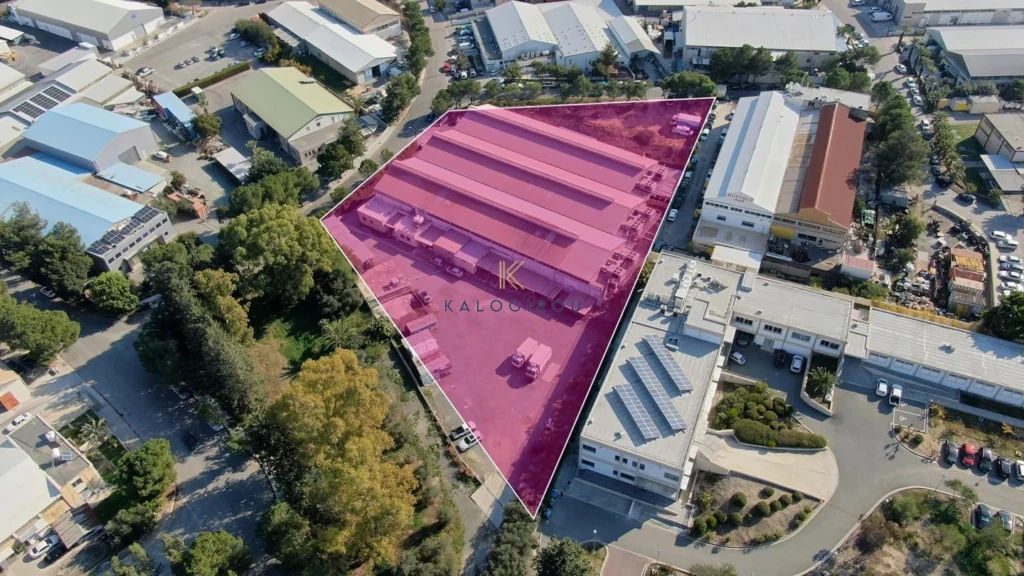 3660m² Building for Sale in Strovolos, Nicosia District