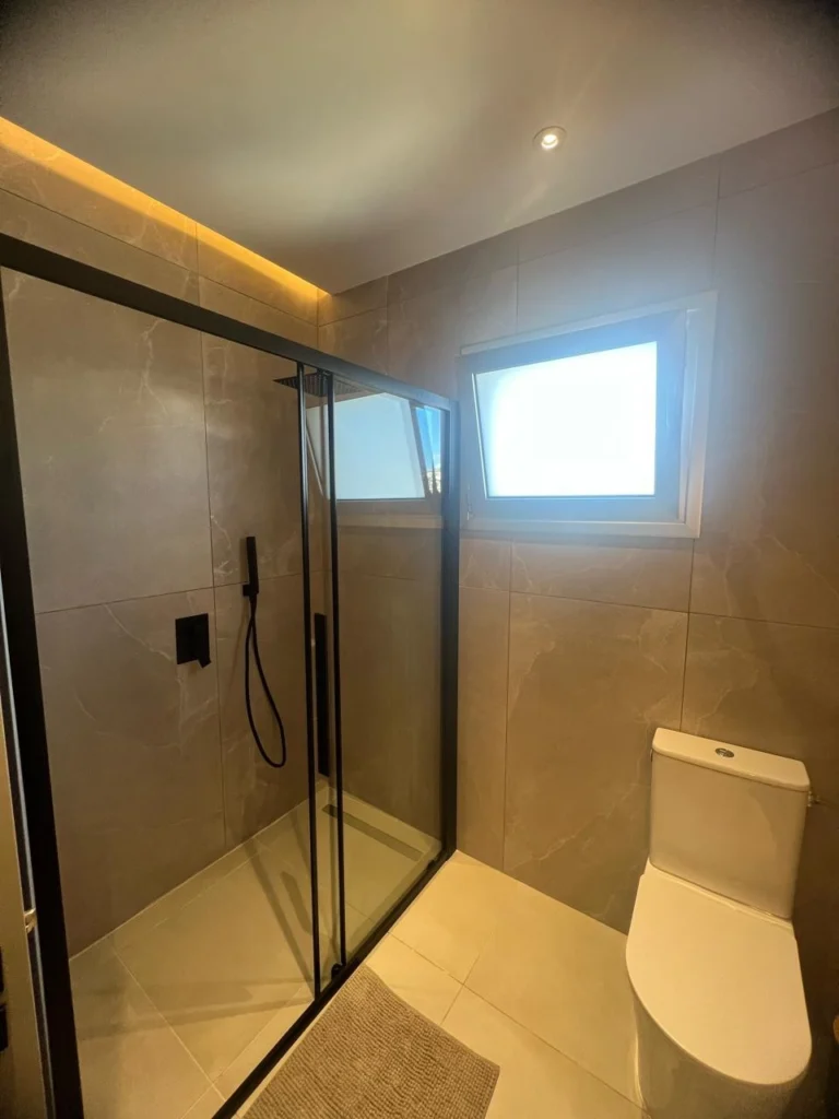 2 Bedroom Apartment for Sale in Agios Tychonas, Limassol District
