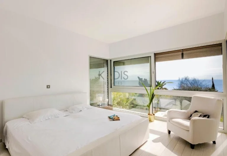 3 Bedroom Apartment for Sale in Larnaca District