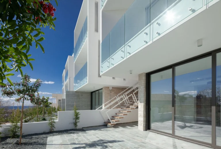 4 Bedroom House for Sale in Paphos – Agios Theodoros