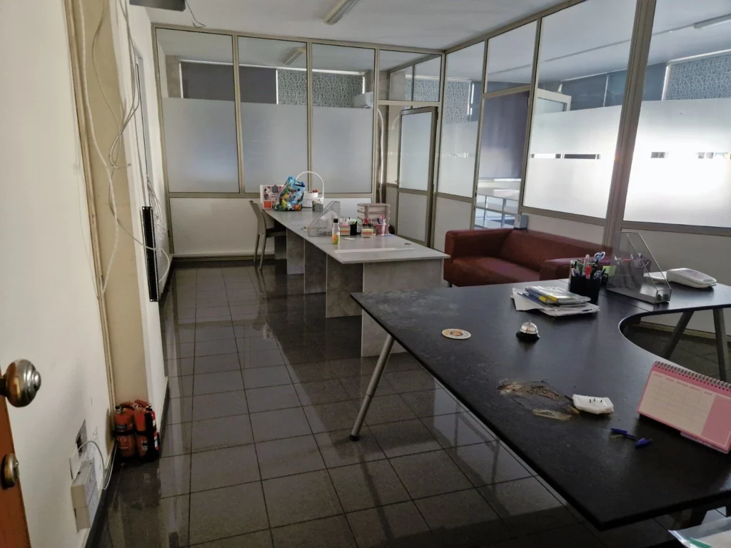 100m² Office for Rent in Limassol District