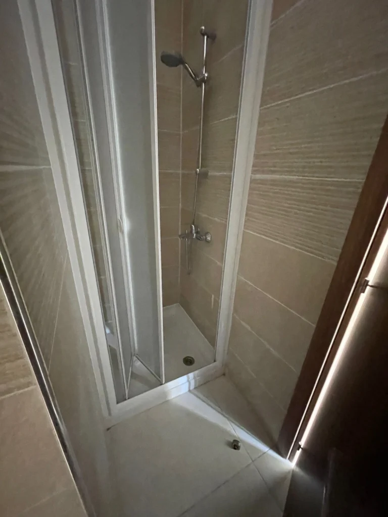 2 Bedroom Apartment for Rent in Larnaca – Finikoudes