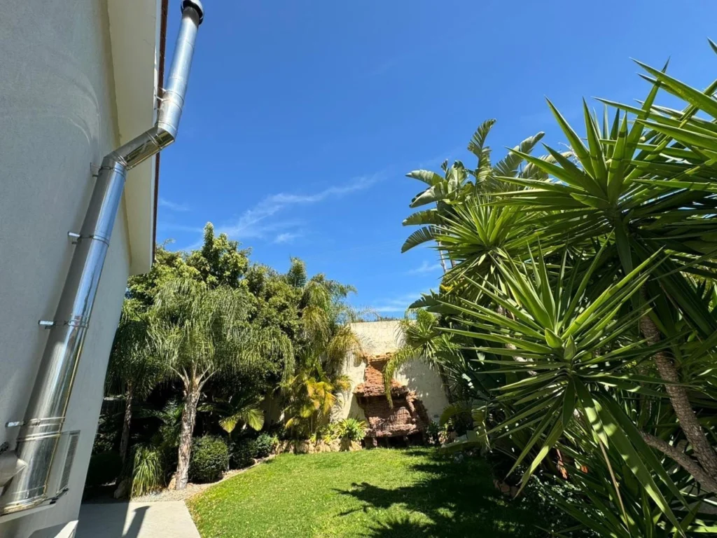 4 Bedroom House for Sale in Agios Tychonas, Limassol District
