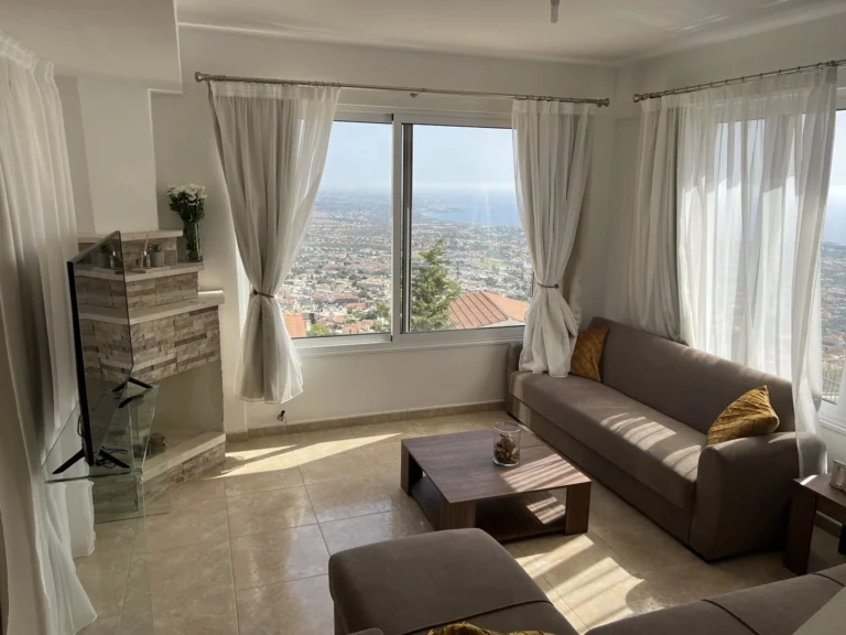 6+ Bedroom House for Sale in Pegeia, Paphos District