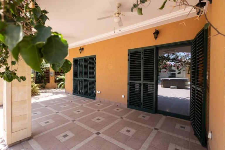 5 Bedroom House for Sale in Limassol District