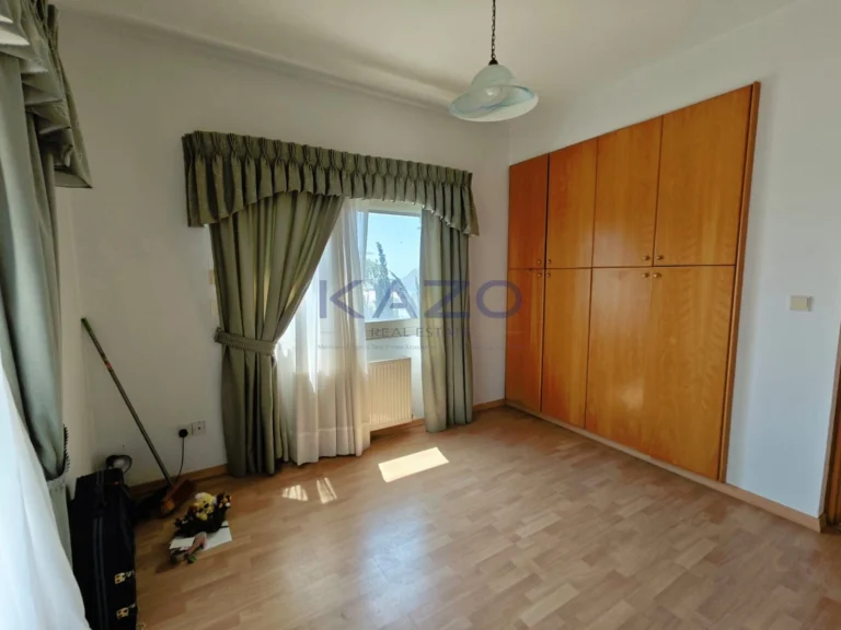 5 Bedroom House for Sale in Limassol – Agios Athanasios