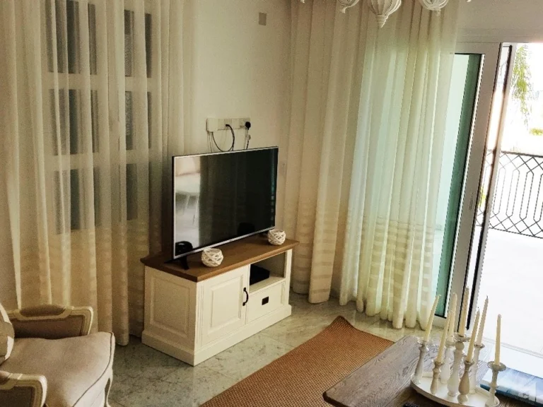3 Bedroom House for Sale in Limassol – Marina