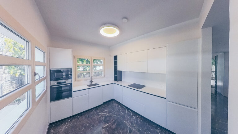 5 Bedroom House for Sale in Limassol District