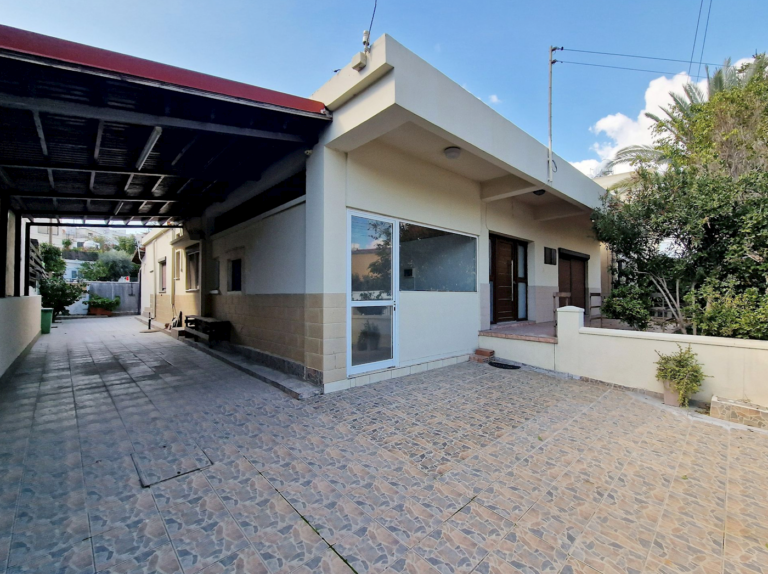 2 Bedroom House for Sale in Aglantzia, Nicosia District