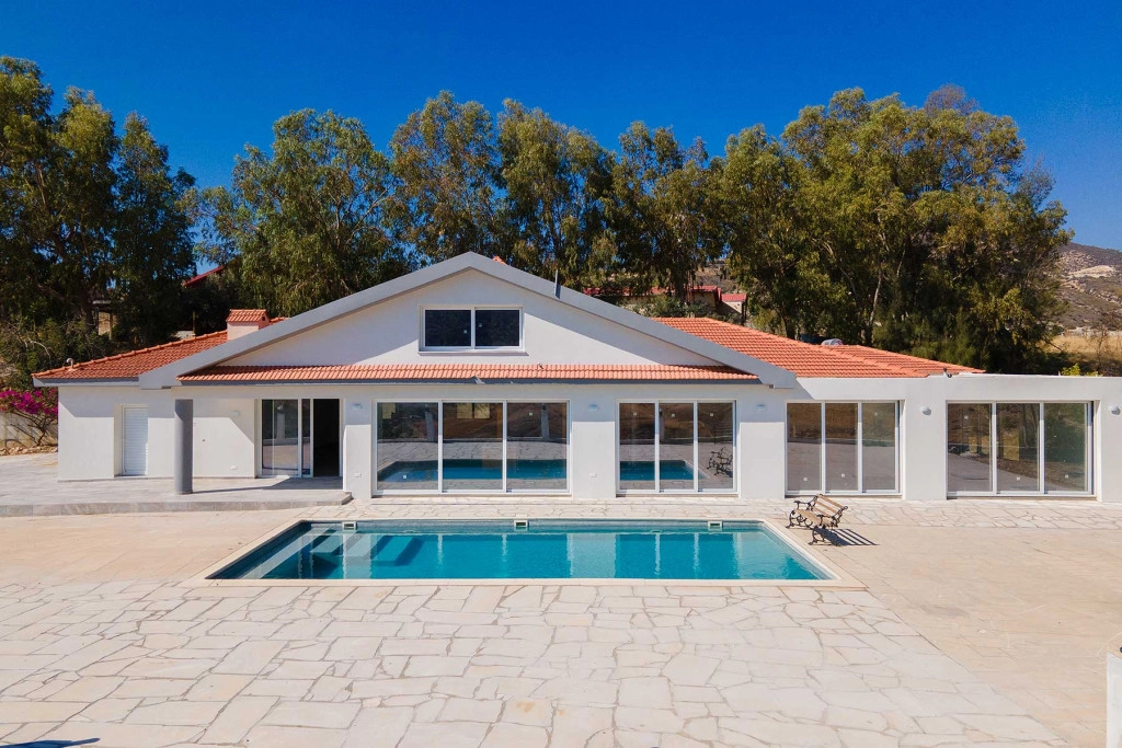 6+ Bedroom House for Sale in Akrounta, Limassol District