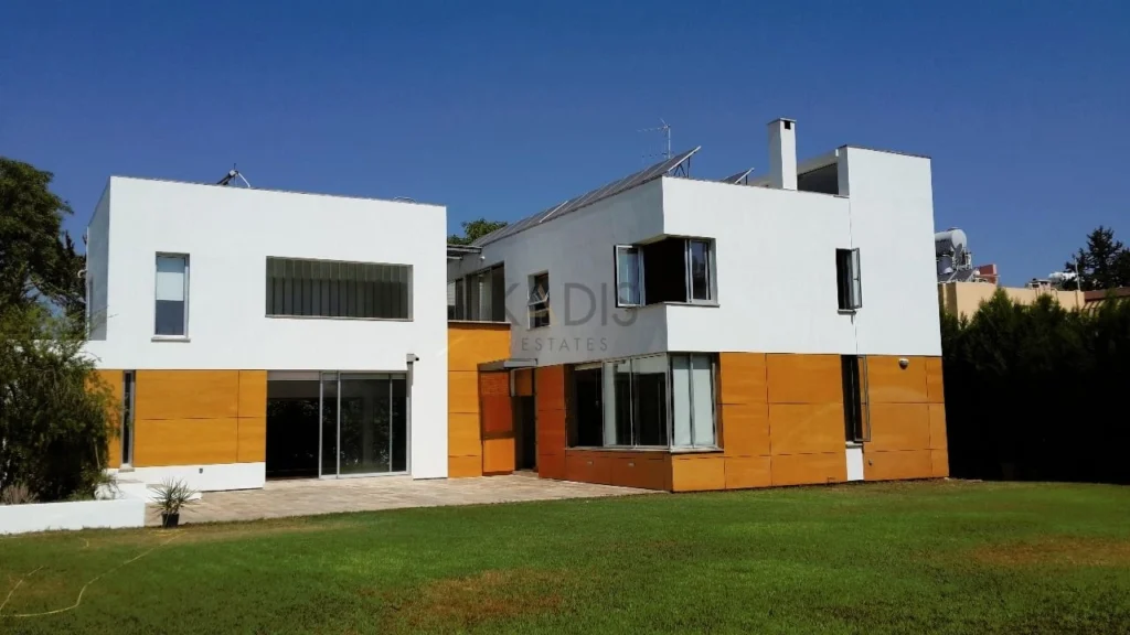 6+ Bedroom House for Sale in Strovolos, Nicosia District