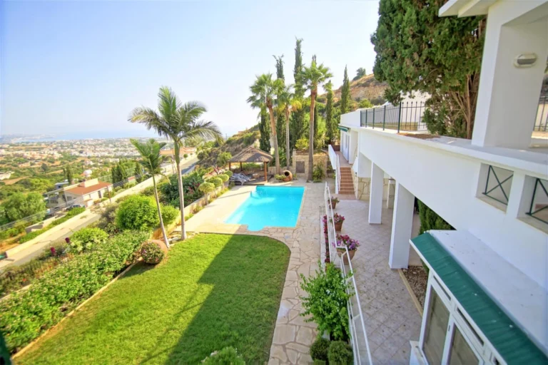 5 Bedroom House for Rent in Paphos