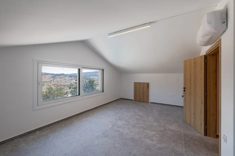 6+ Bedroom House for Sale in Akrounta, Limassol District