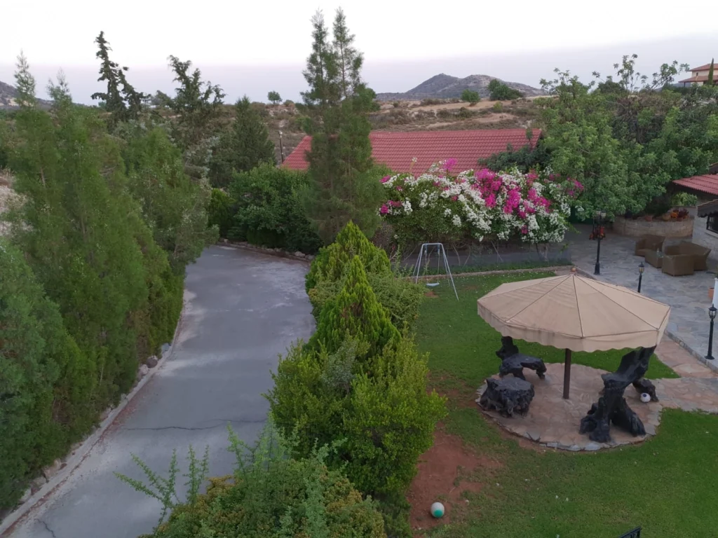 5 Bedroom House for Sale in Paramytha, Limassol District