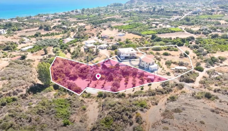 2 Bedroom House for Sale in Kato Pyrgos, Nicosia District