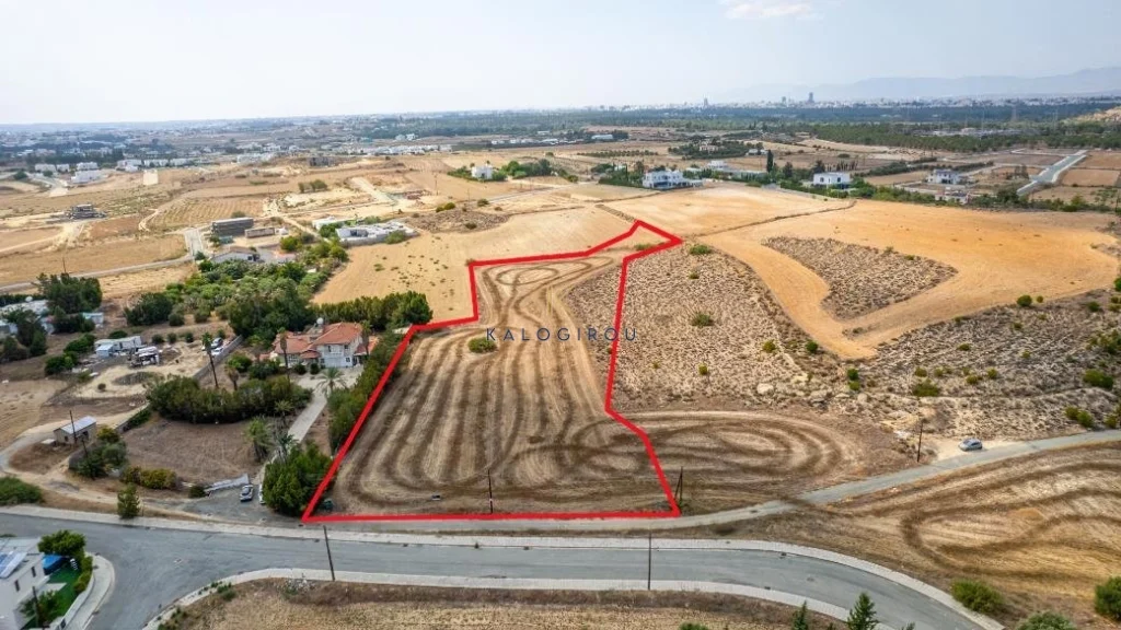 9,309m² Plot for Sale in Geri, Nicosia District