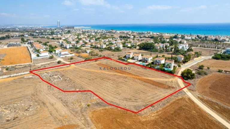 8,518m² Plot for Sale in Sotira, Famagusta District