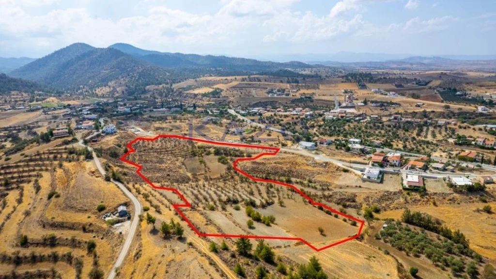 31,952m² Plot for Sale in Nikitari, Nicosia District