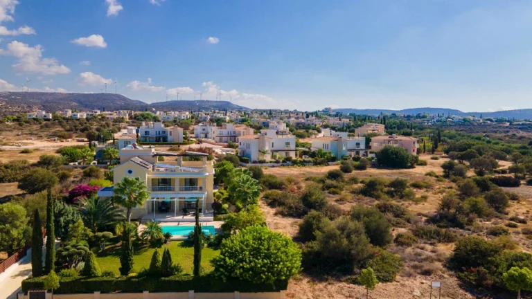 4 Bedroom House for Sale in Secret Valley, Paphos District