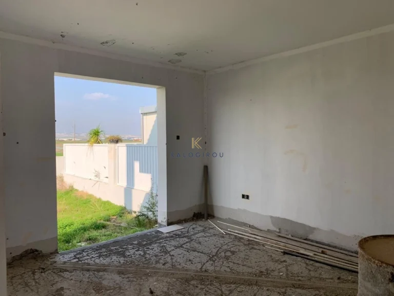 Cheap Houses and Villas for Sale Larnaca up to 200000 euro