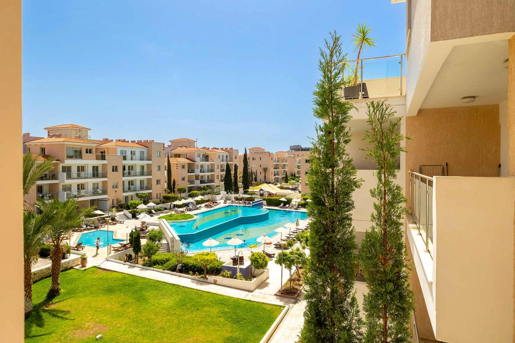 2 Bedroom Apartment for Sale in Paphos – Universal