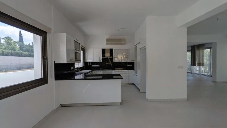 4 Bedroom House for Sale in Aglantzia, Nicosia District