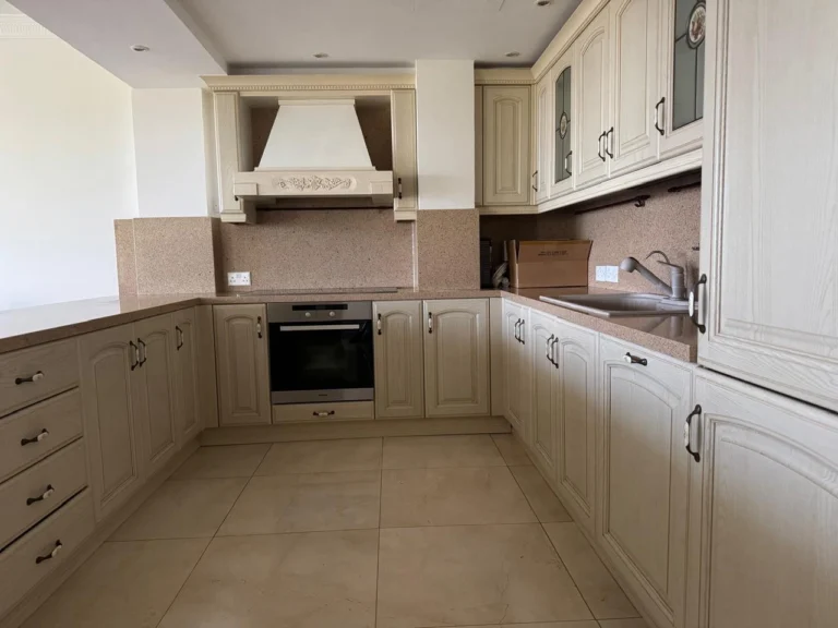 3 Bedroom Apartment for Rent in Limassol District