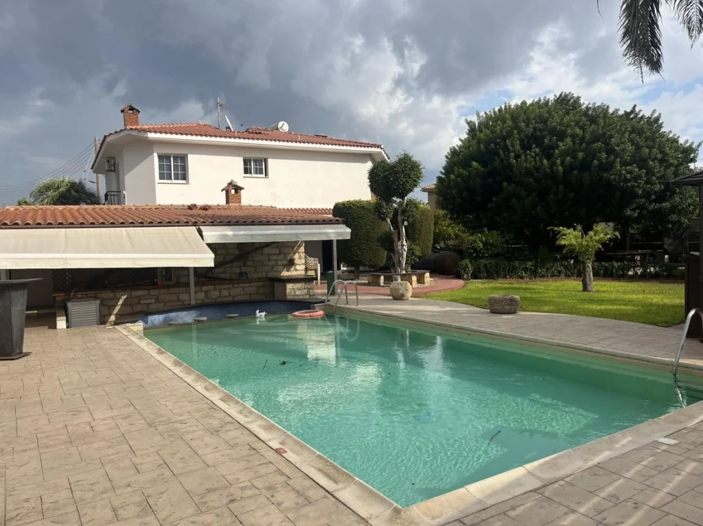 4 Bedroom House for Sale in Ypsonas, Limassol District