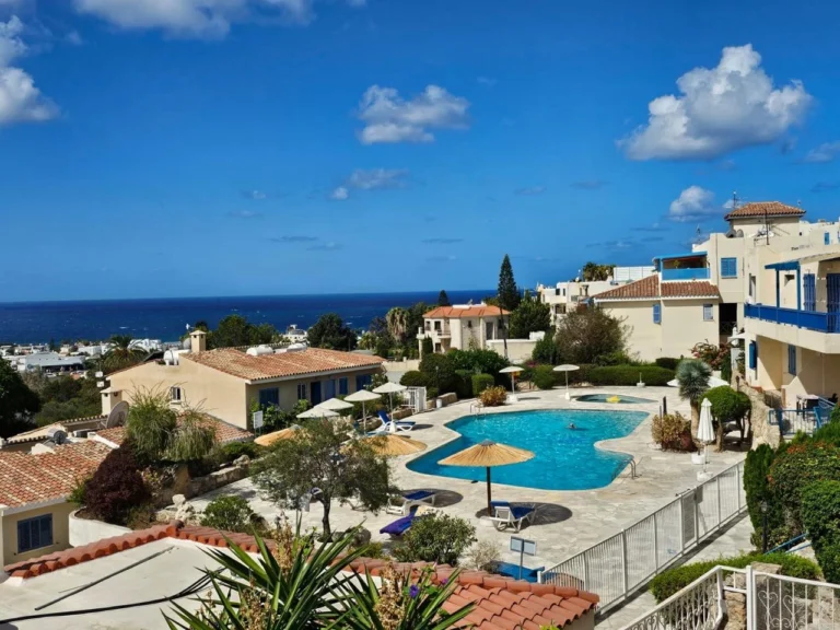 2 Bedroom House for Sale in Chlorakas, Paphos District