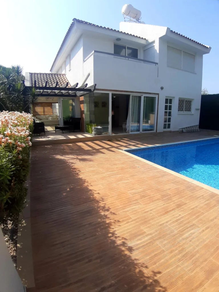 4 Bedroom House for Rent in Potamos Germasogeias, Limassol District