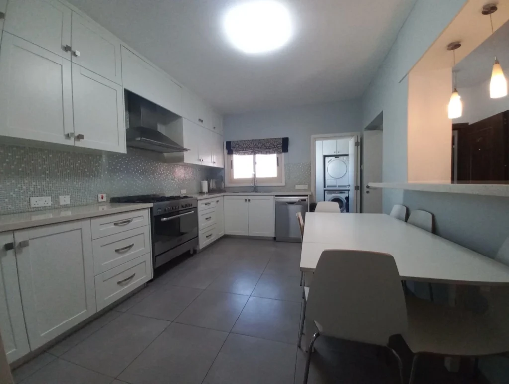 4 Bedroom Apartment for Sale in Limassol – Neapolis
