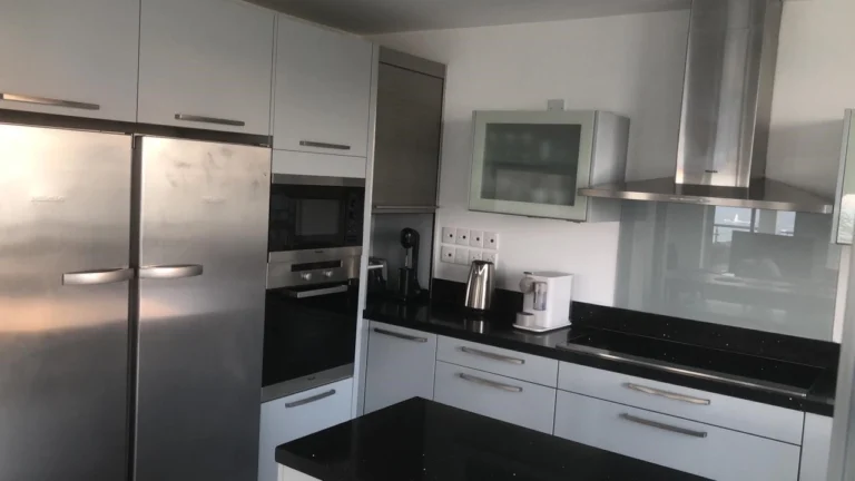 3 Bedroom Apartment for Rent in Germasogeia – Tourist Area, Limassol District