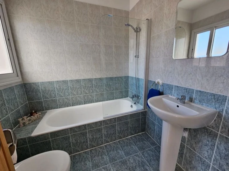 2 Bedroom House for Sale in Argaka, Paphos District