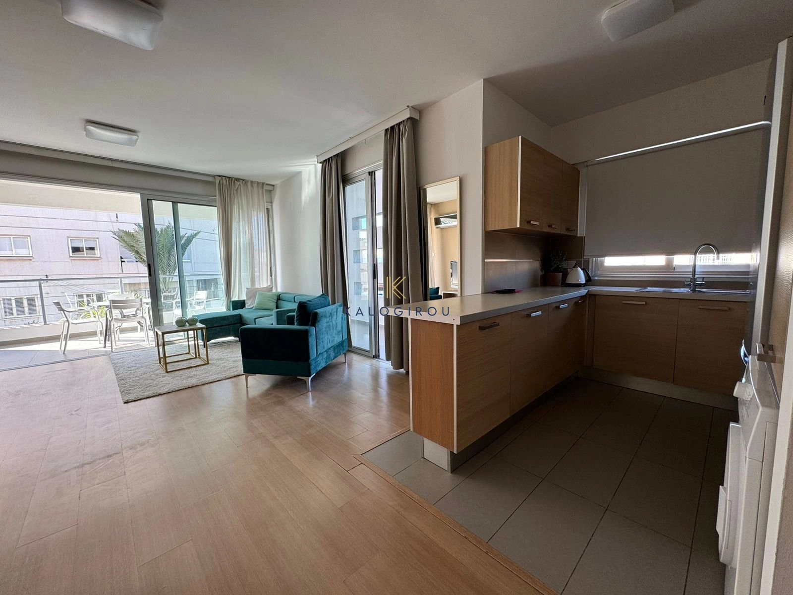 2 Bedroom Apartment for Rent in Larnaca – Finikoudes