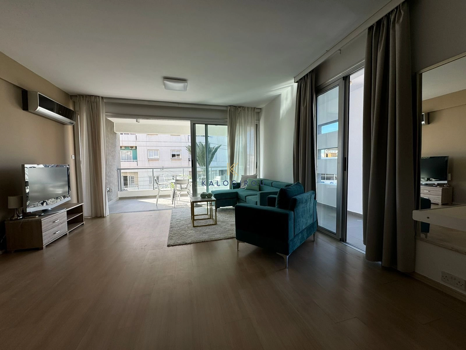 2 Bedroom Apartment for Rent in Larnaca – Finikoudes