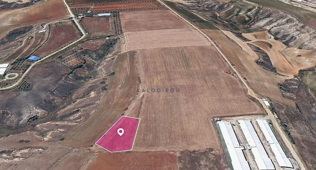 2,048m² Plot for Sale in Agioi Trimithias, Nicosia District