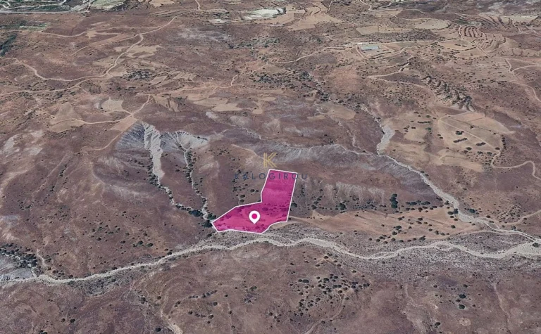 15,052m² Plot for Sale in Kelokedara, Paphos District
