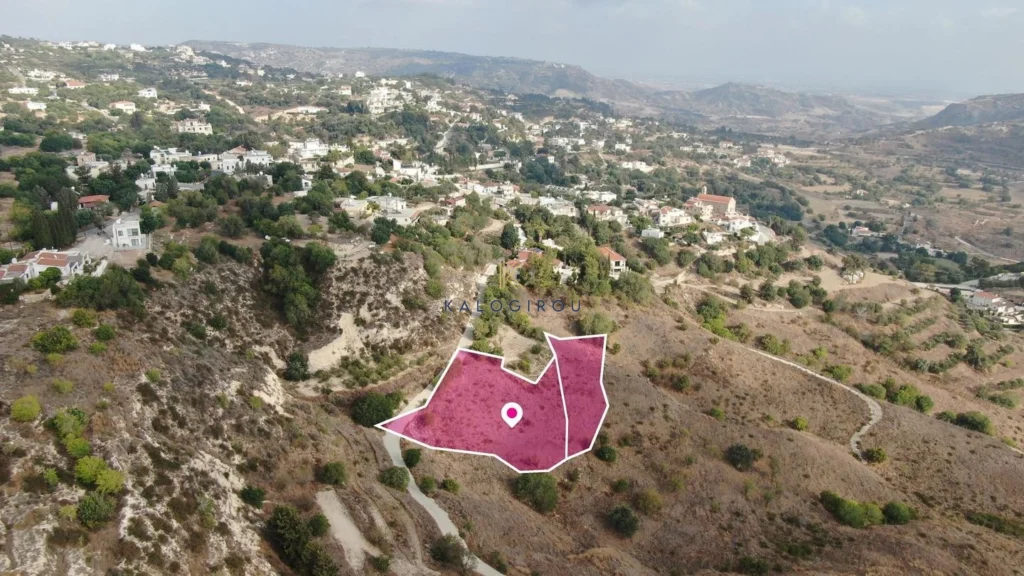 3,864m² Plot for Sale in Armou, Paphos District