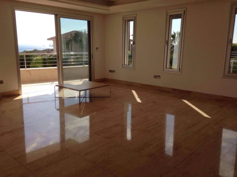 5 Bedroom House for Sale in Agios Tychonas, Limassol District