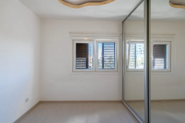 2 Bedroom Apartment for Sale in Agios Tychonas, Limassol District