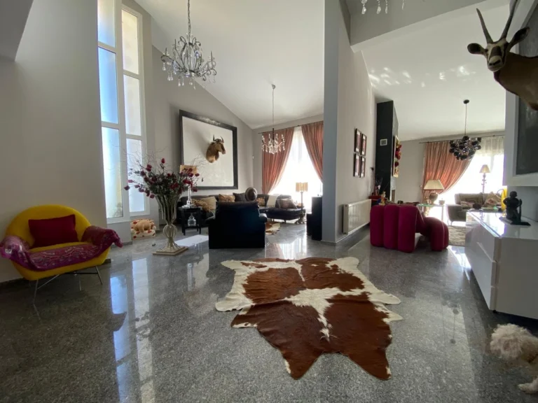 5 Bedroom House for Sale in Parekklisia, Limassol District