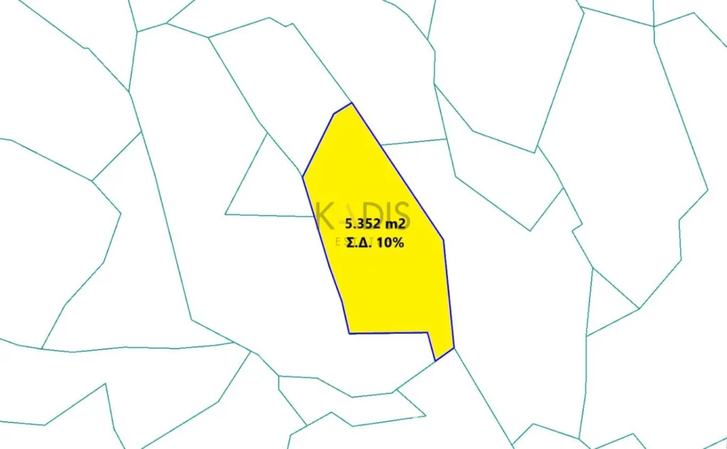 5,352m² Plot for Sale in Farmakas, Nicosia District