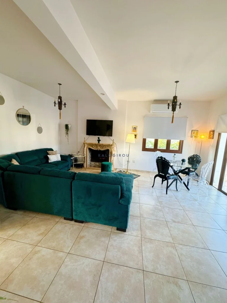 Cheap Houses and Villas for Sale Famagusta up to 300000 euro