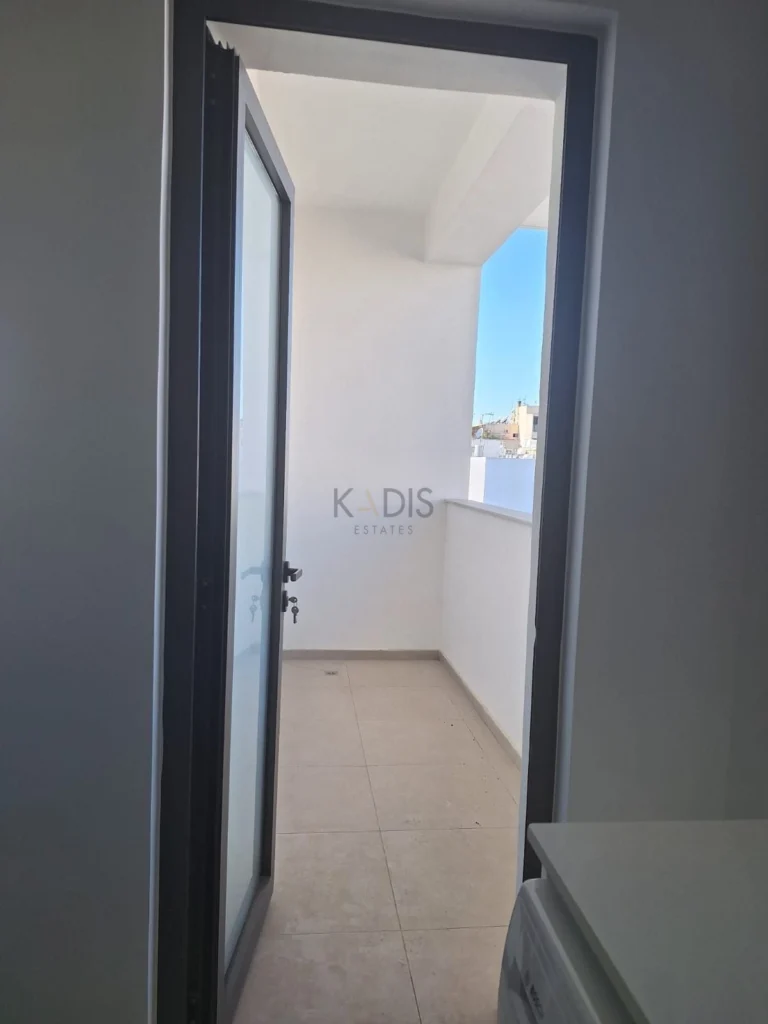 2 Bedroom Apartment for Sale in Agioi Omologites, Nicosia District