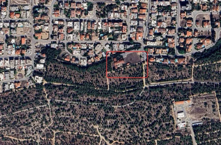 1,348m² Plot for Sale in Aglantzia, Nicosia District