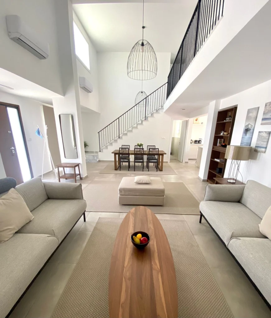254m² Building for Sale in Limassol – Mesa Geitonia