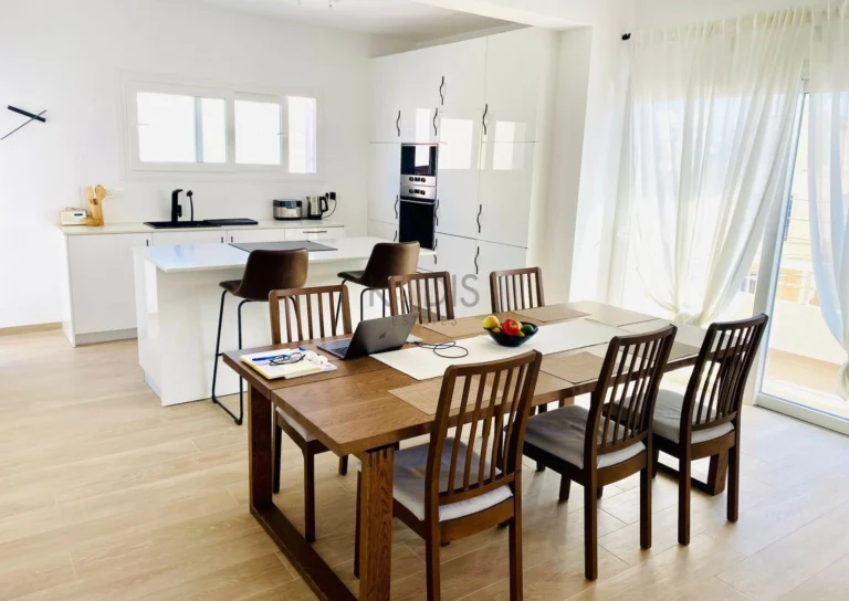 254m² Building for Sale in Limassol – Mesa Geitonia